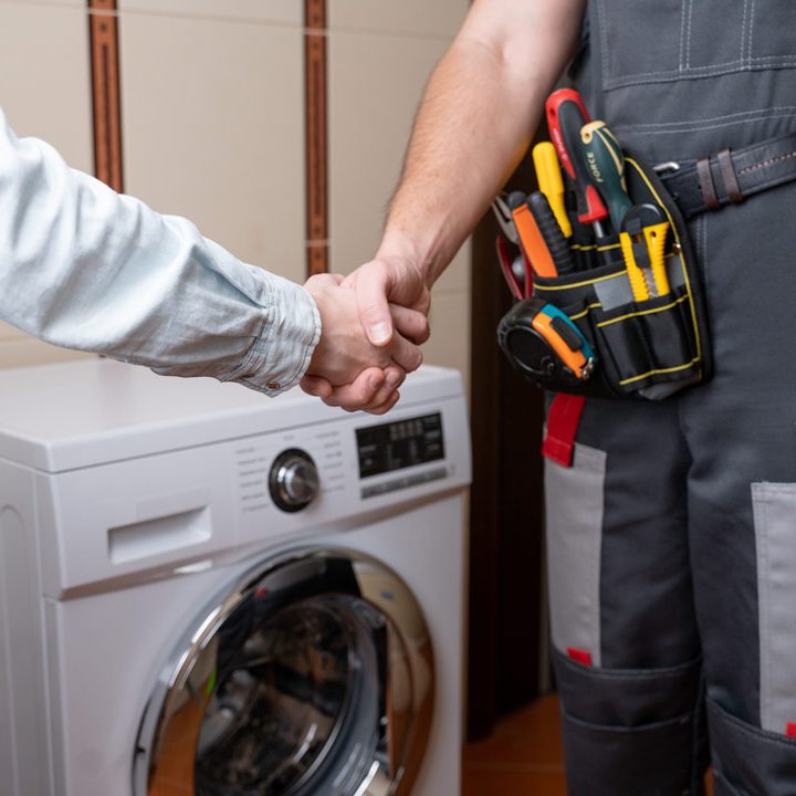 benefits-of-hiring-plumber